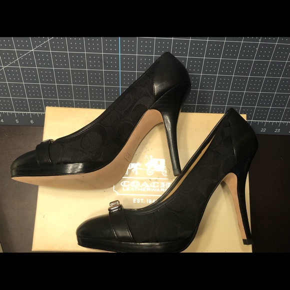 Coach heels - Picture 3 of 10